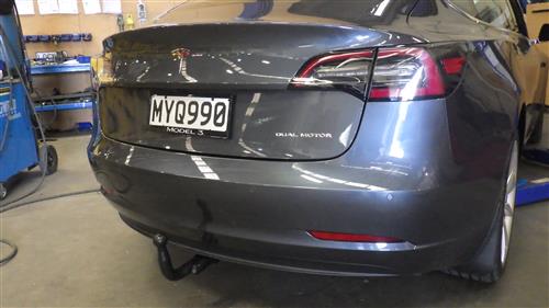 TESLA MODEL 3 SALOON 2017-2023